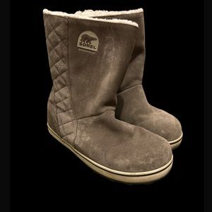 Women’s Sorel Winter Boot. Waterproof. Fleece lined. Excellent condition